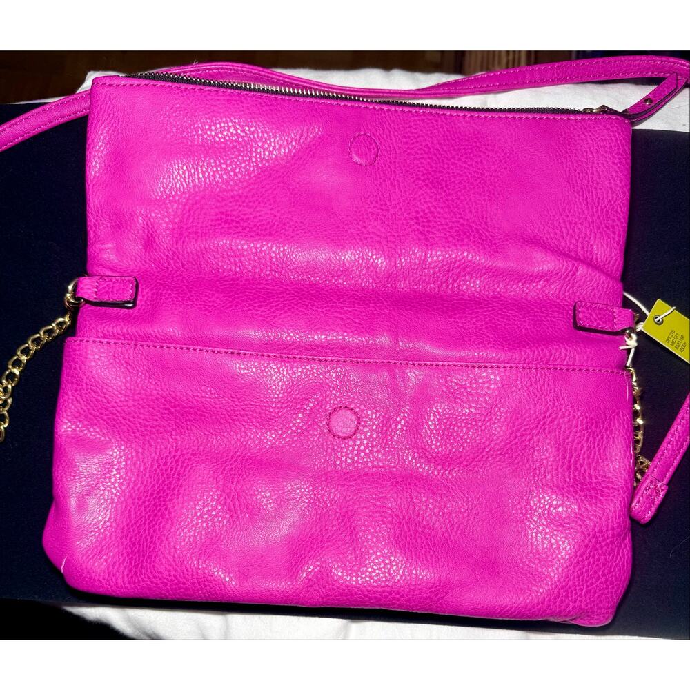 Gianni Bini NWT Hot Pink Floral Appliqué Crossbody Bag Gold Chain - Picture 9 of 15